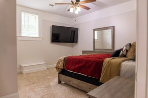 4 Schlafzimmer, Bügeleisen/Bügelbrett, WLAN, Bettwäsche