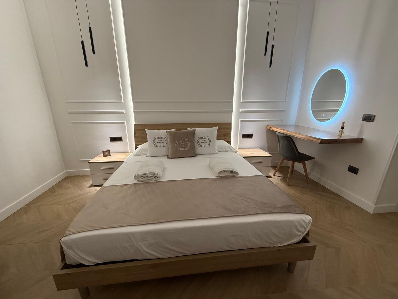 In-room safe, desk, iron/ironing board, free WiFi