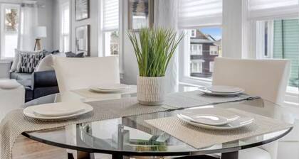 Cozy 3BR Medford l Minutes to Downtown lSleeps 6