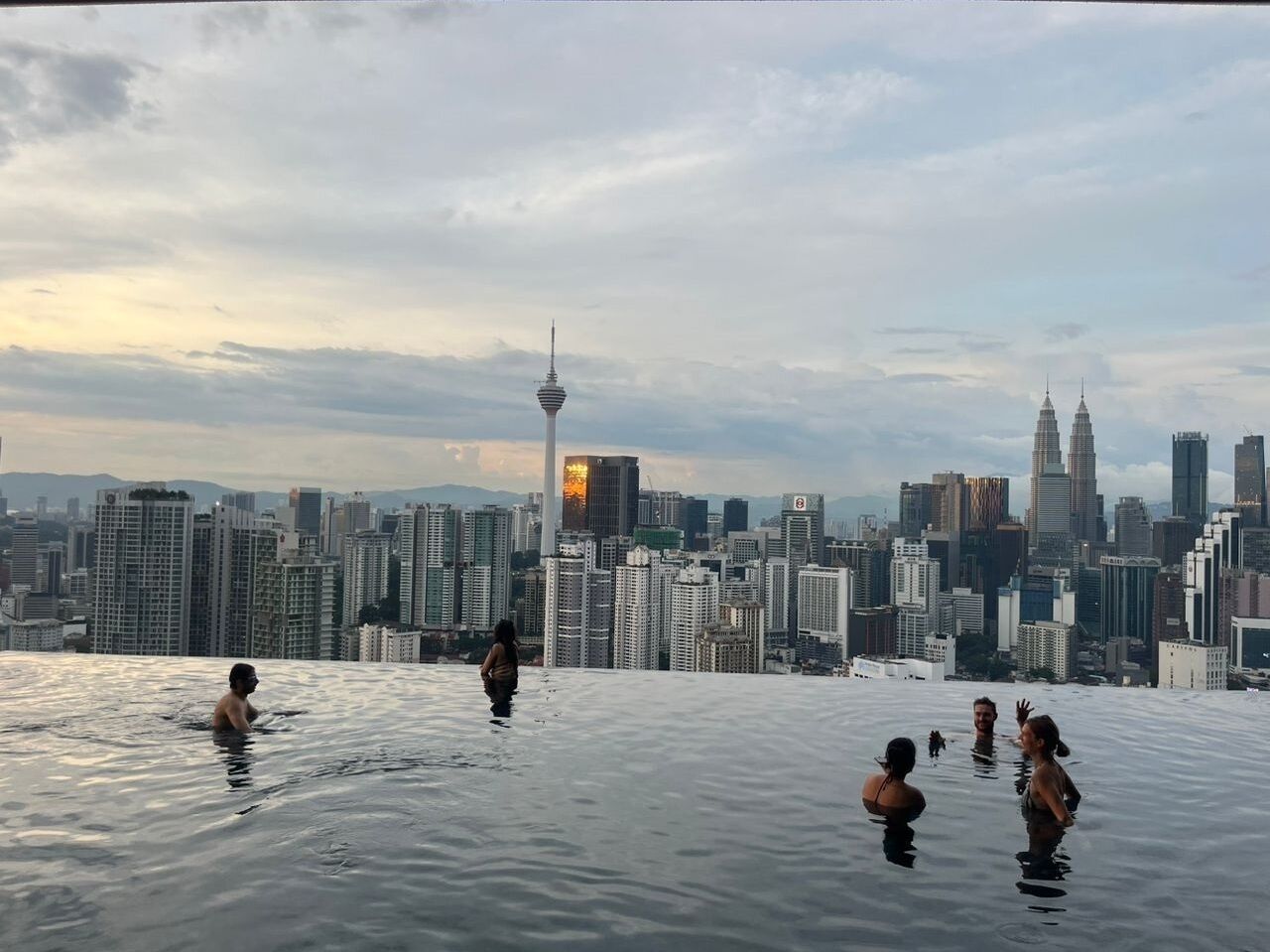 2 outdoor pools