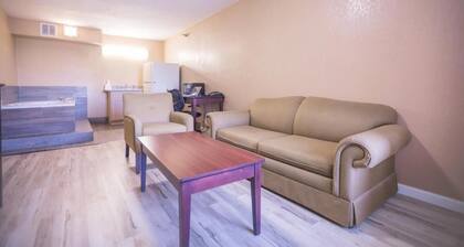 Crossroads Hotel and Suites Irving