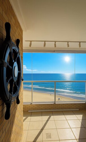 Beachfront Property | Gourmet BBQ | Incredible Ocean View
