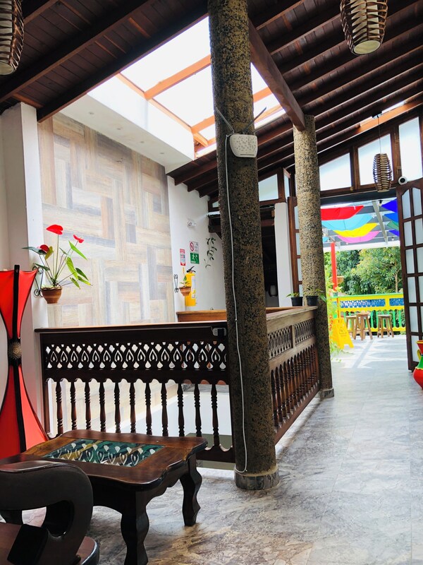 40 Amigos Hotel - Jardín