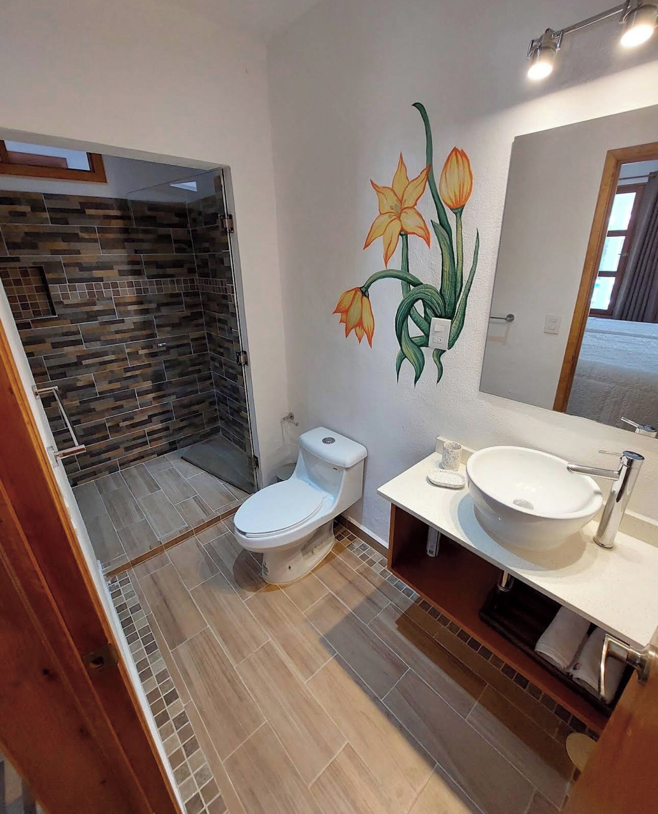 Doppia Luxury, vista piscina | Bagno | Doccia, asciugacapelli, asciugamani, sapone