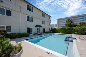 Pool - Virginia Beach Oceanfront Retreat with Balcony (Virginia Beach)