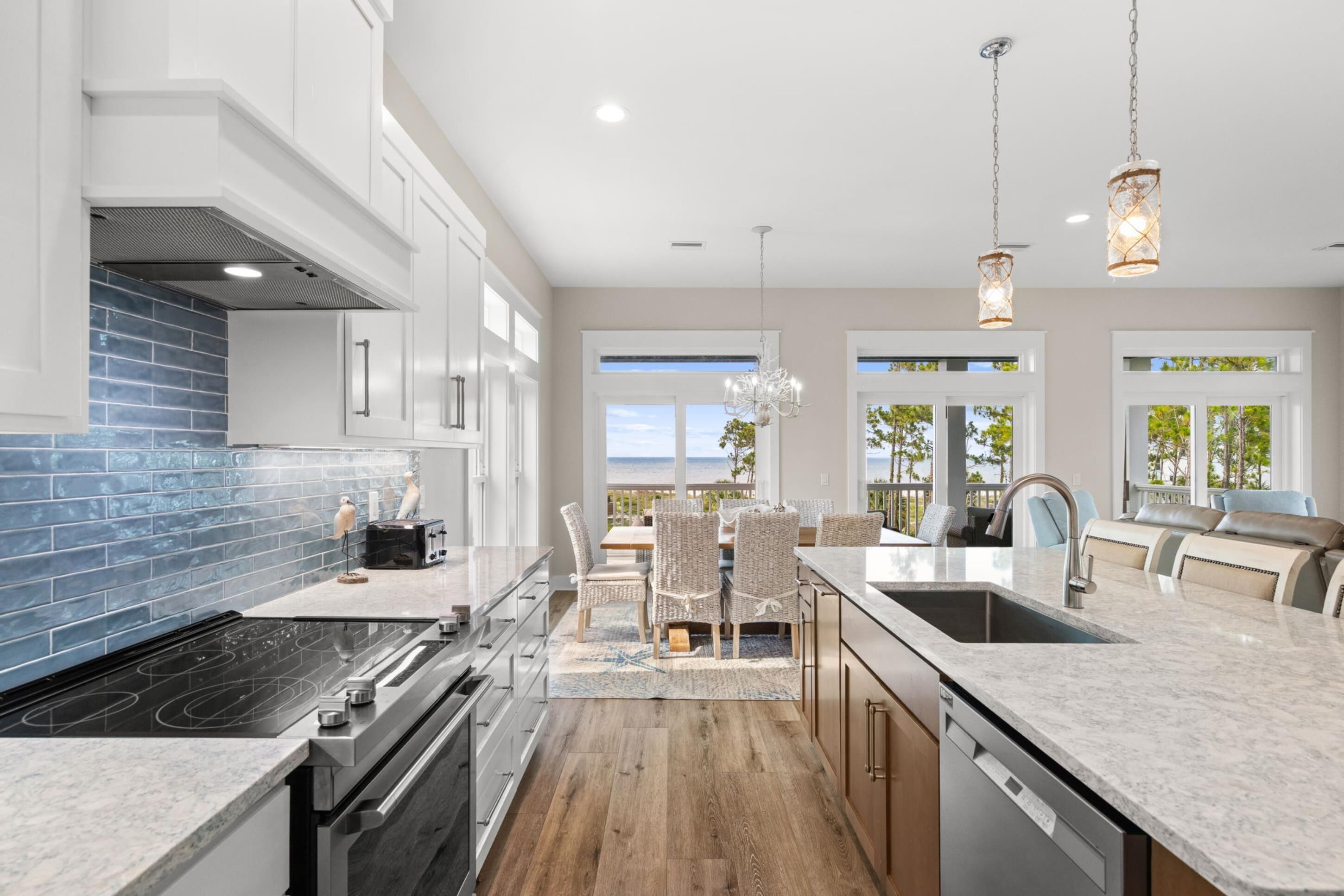 House, 4 Bedrooms, Private Pool, Ocean View | Private kitchen | Full-size fridge, microwave, oven, stovetop