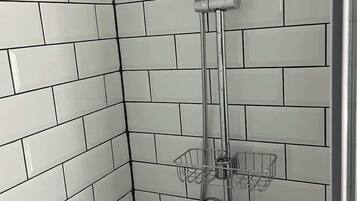 Ducha y secador de pelo