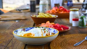 Sarapan siap masak setiap hari dengan biaya tambahan
