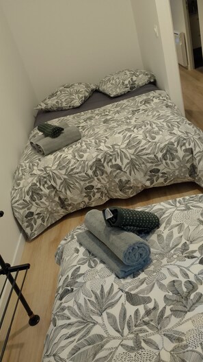 2 bedrooms, WiFi, bed sheets