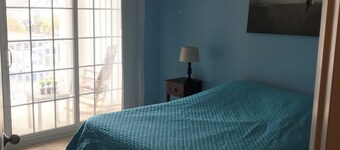 Cozy 2-bedroom condo at Topsail Landing Condos in Surf City, NC.
