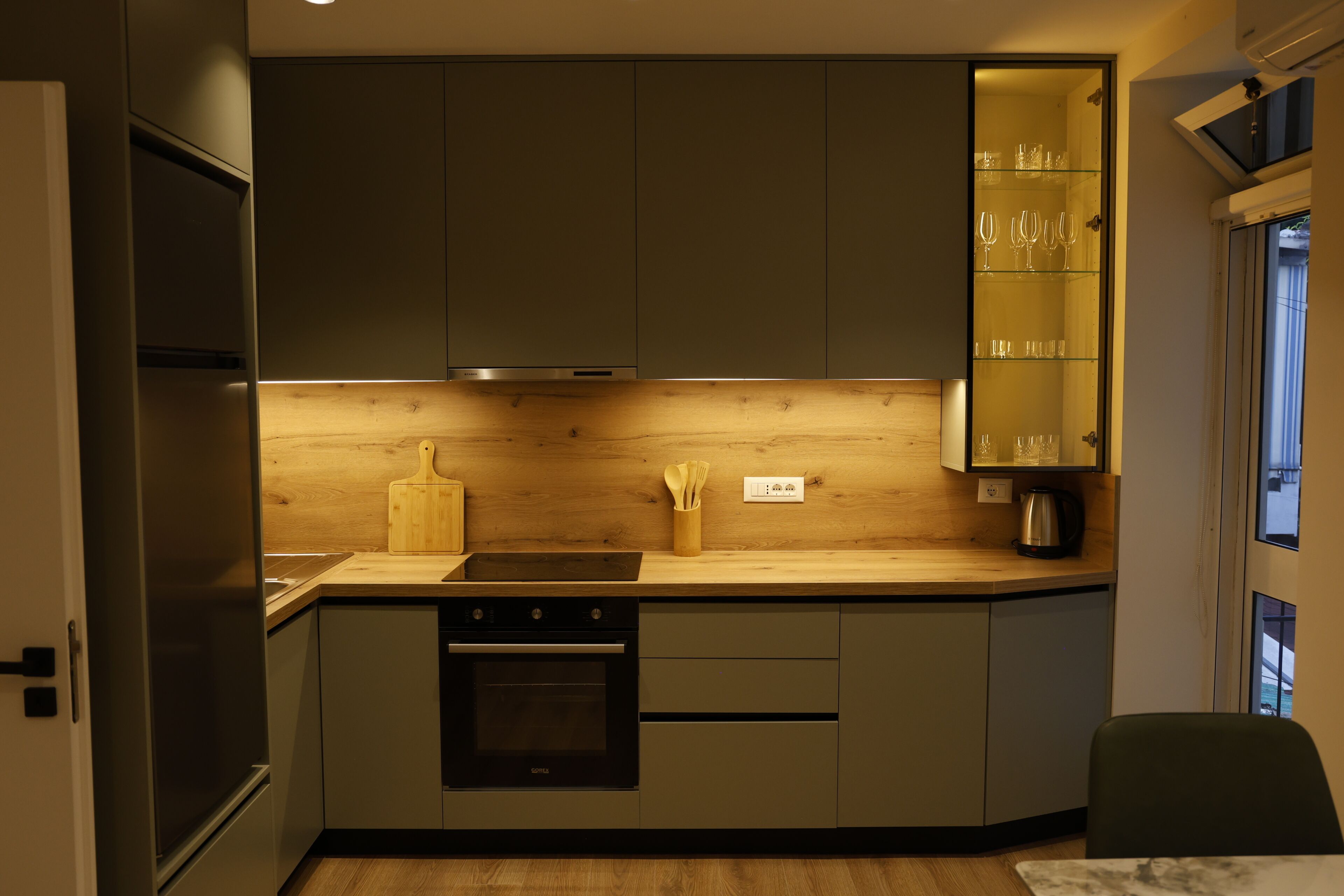Apartment, Balcony | Private kitchen | Fridge, freezer