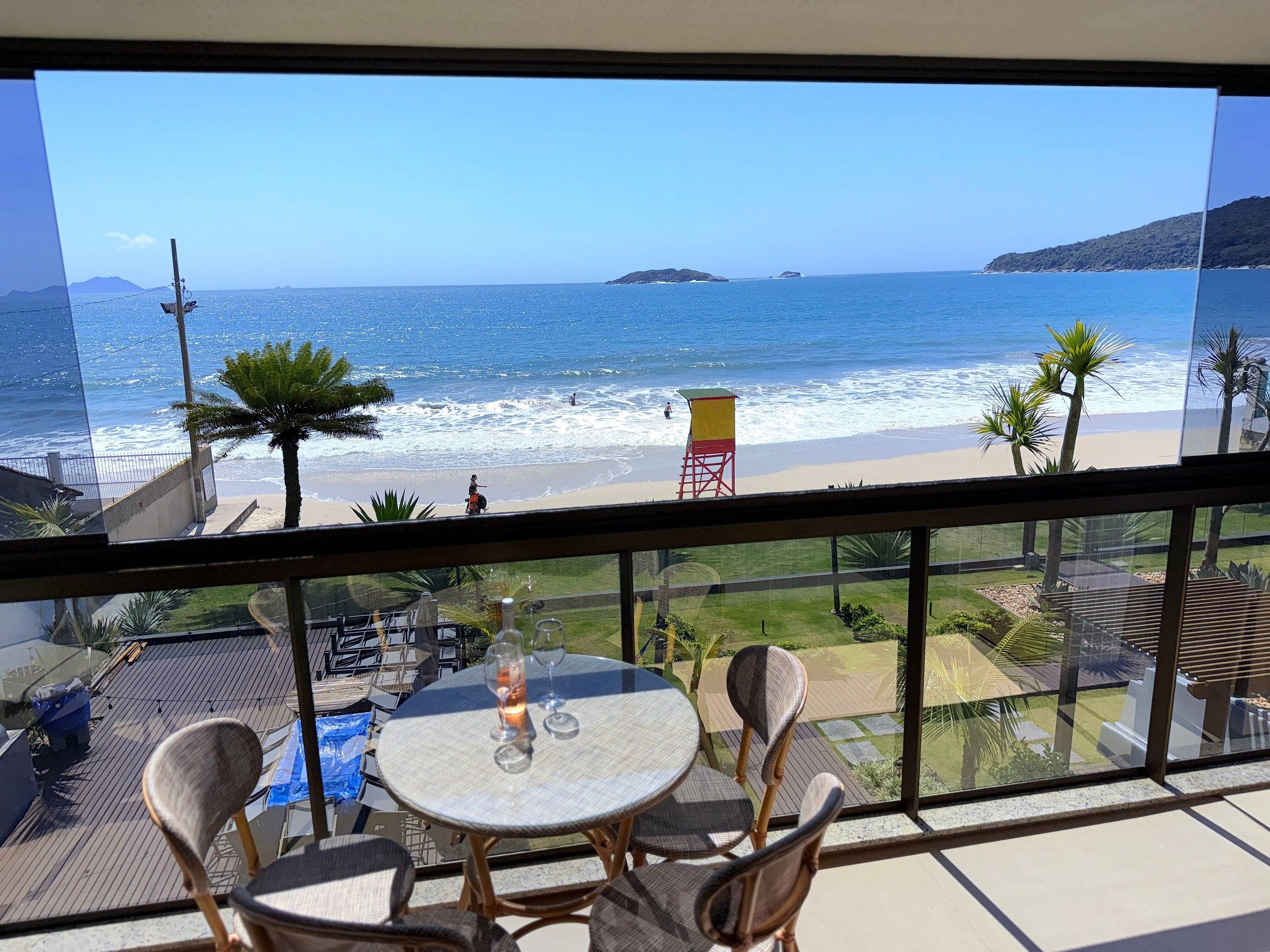 Panoramic Apartment | Outdoor dining