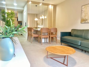 Ảnh chưa phân loại, 3 trong số 292 ảnh, nút