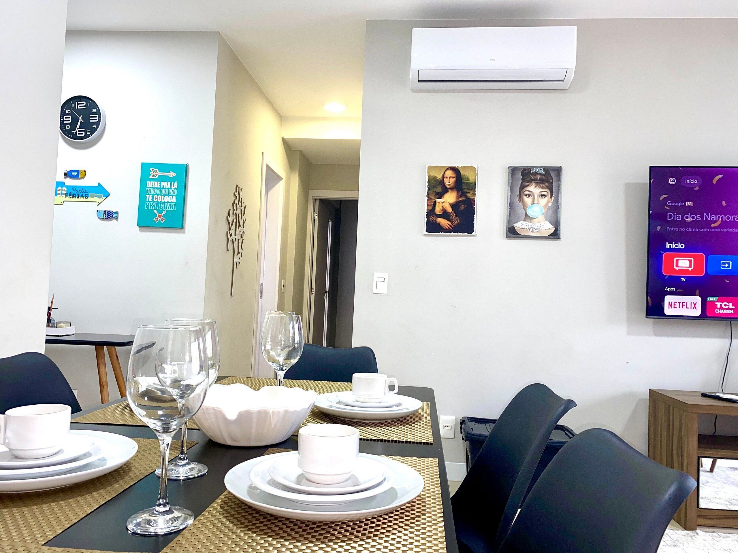 Apartment | Dining