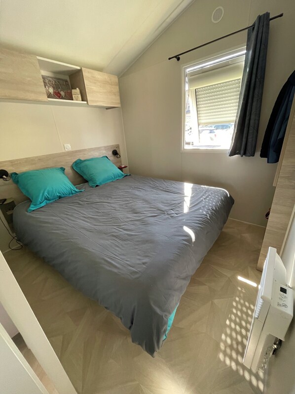 Room - Vrbo Property (Saillagouse)