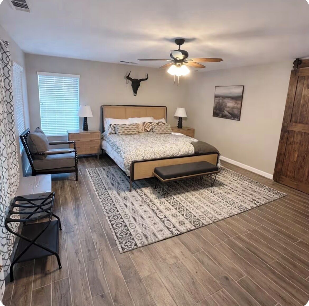 3 bedrooms, WiFi, bed sheets, wheelchair access