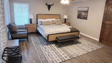 3 bedrooms, WiFi, bed sheets, wheelchair access