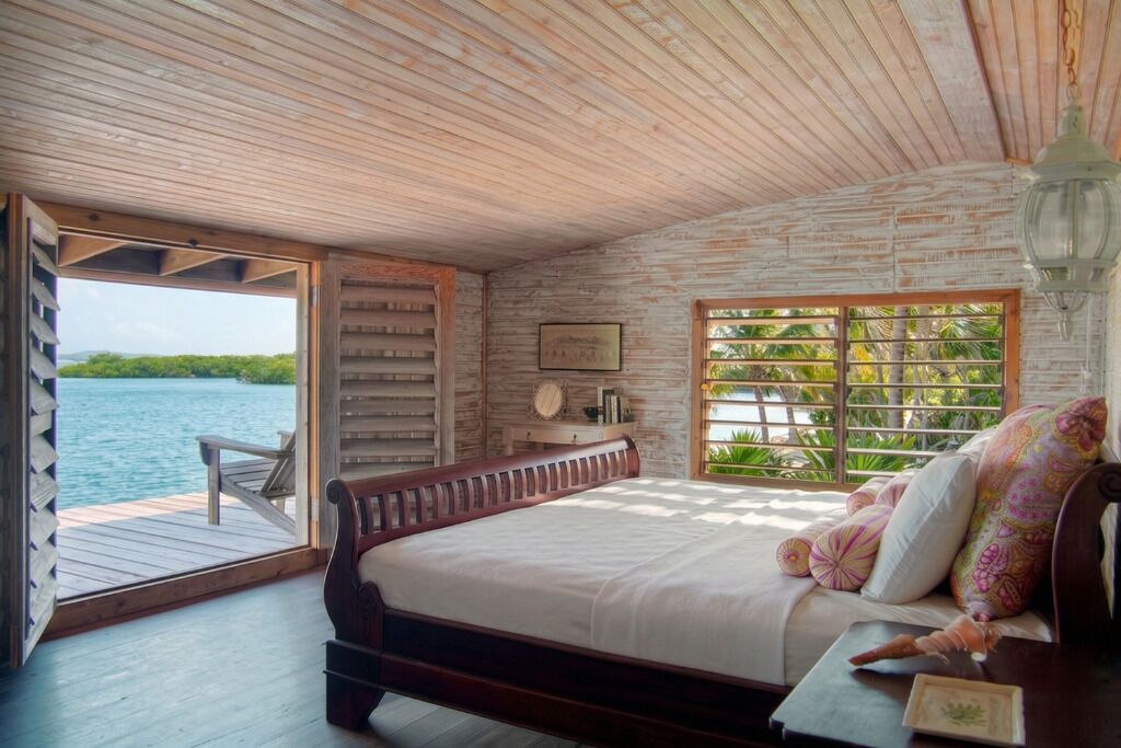 8 bedrooms, WiFi, wheelchair access