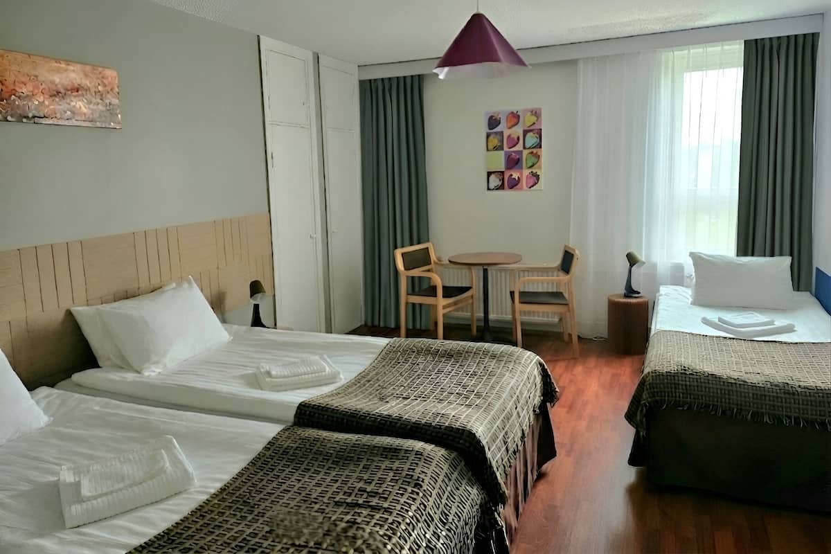 Wifi gratis y ropa de cama