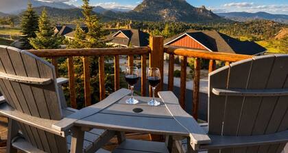 Mountain View Condo Near RMNP with Fireplace & Spacious Deck with Grill