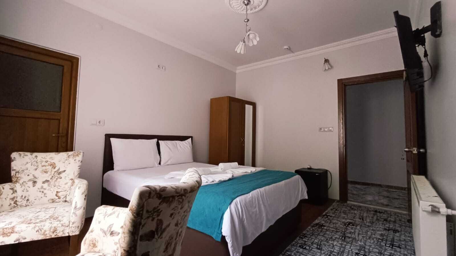 Double Room, Mountain View