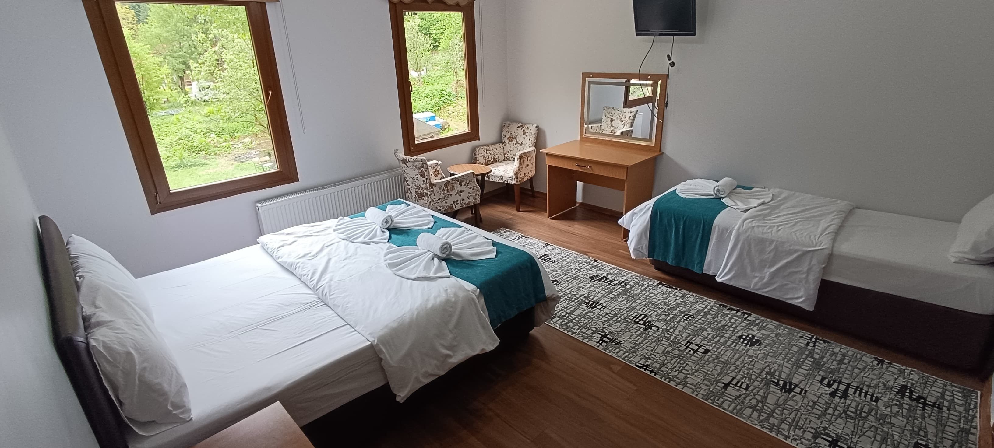 Suite, Balcony, River View