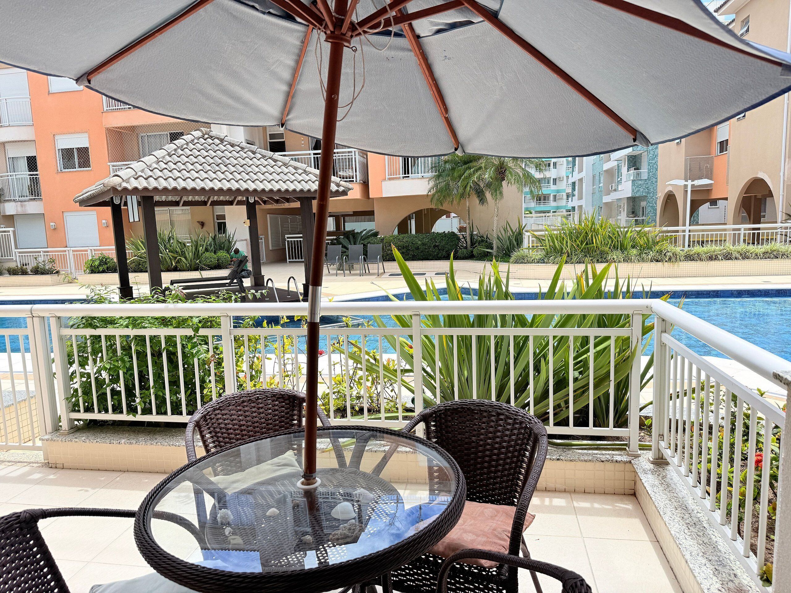Exclusive Apartment | Outdoor dining