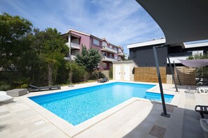 Utomhuspool