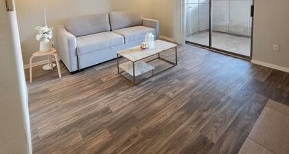 Modern 1BR near AT&T Stadium and Globe Life Field - Cowboys Fans’ Favorite Stay