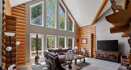 Golf Course Cabin | Sleeps 16, Hot Tub, Game Room, Golf, 25min to YSNP