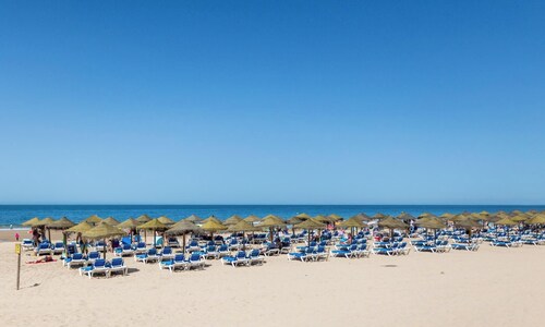 Delfin Azul 2 FREE PARKING by Cadiz Time