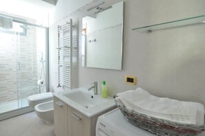Bathroom - Sissi Suite (Venice)
