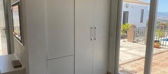 Studio Sleeps 2 With Air Conditioning