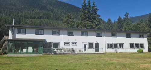 Elk Valley Inn