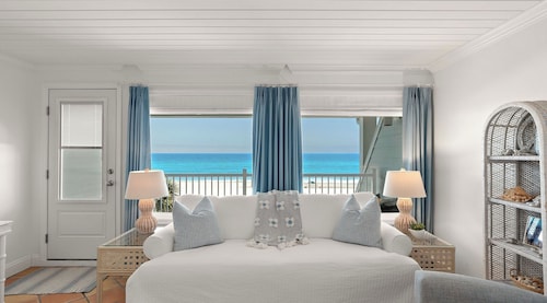Peace Beach by Avantstay Beachfront + Gulf Views + Beach Gear Quiet PCB