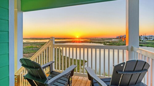 Twin Ponds Beach House by Avantstay Private Pool + Firepit + Boat Parking Nature Preserve + Mins to Beach