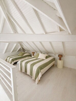 3 bedrooms, iron/ironing board, free WiFi, bed sheets - Fully renovated Baie Orientale villa with private pool, sleeps 4-6 (saint Martin)