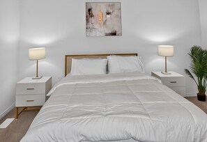 5 Schlafzimmer, Bügeleisen/Bügelbrett, kostenloses WLAN, Bettwäsche