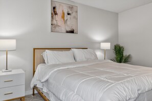 5 Schlafzimmer, Bügeleisen/Bügelbrett, kostenloses WLAN, Bettwäsche