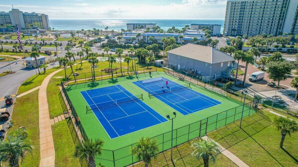 Sports court - 499 Marlin Dr. - 2 Bedroom 2 Bath with Golf Cart & State Park Location! (Panama City Beach)