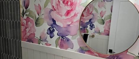 Douche, serviettes fournies