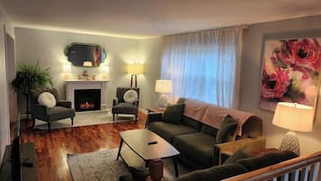 Smart TV y chimenea