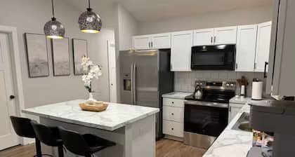 Highline at West 3rd | Upper Level Unit# 200
