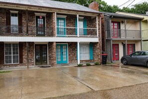 Exterior - Modern Furnished Stay Near River Ranch WiFi (Lafayette)
