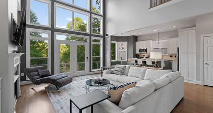 Modern Retreat Near Lake Norman w/ Spacious Yard