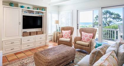 Luxury Oceanfront Villa w/ Stunning Ocean Views, Balconies, Boardwalk Beach Access & Community Pool