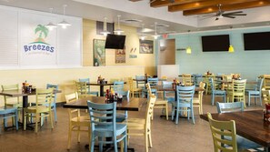 Dining - Orlando Fun Awaits: Spacious 2BR Villa at Orange Lake Resort- River Island (Kissimmee)