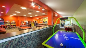 Spielezimmer