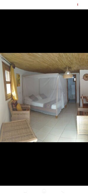 Classic Studio - Akwaba (Nianing)
