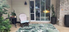 Exterior detail - A Place for Peace and HOPE: Tranquil RV in North Richland Hills - Pet Friendly (North Richland Hills)